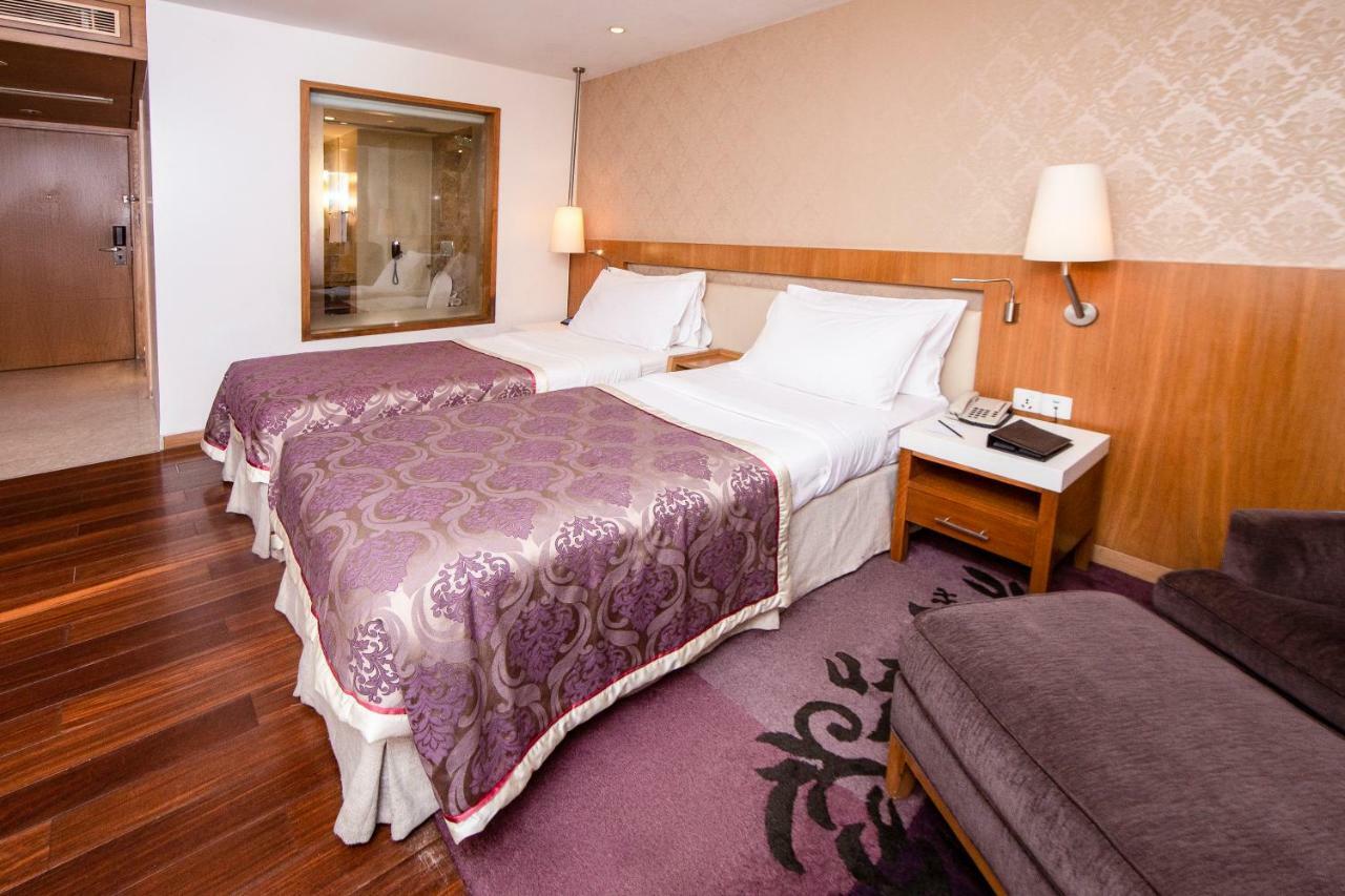 מומביי Hotel Bawa International מראה חיצוני תמונה